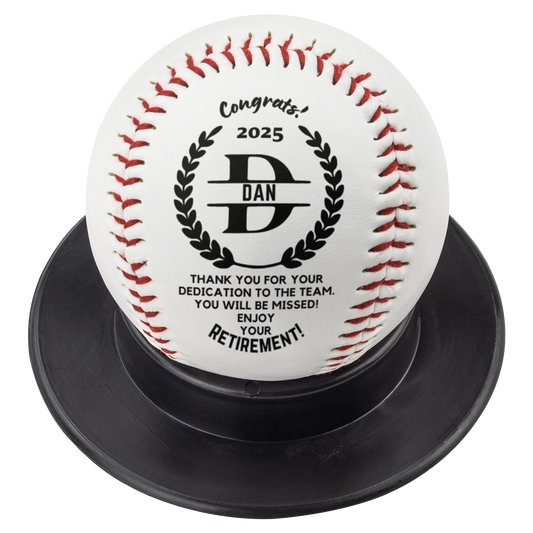 Custom_HGF136BB_Linda_4725_Red_Baseball_V_Main_Mockup.png
