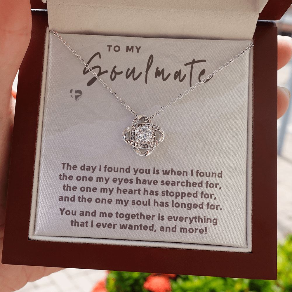 Soulmate - The Day I Found You - Love Knot HGF#171LK Jewelry 14K White Gold Finish Luxury Box 